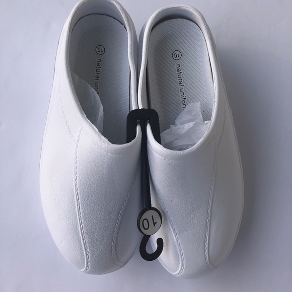 Clogs - Picture 2 of 4